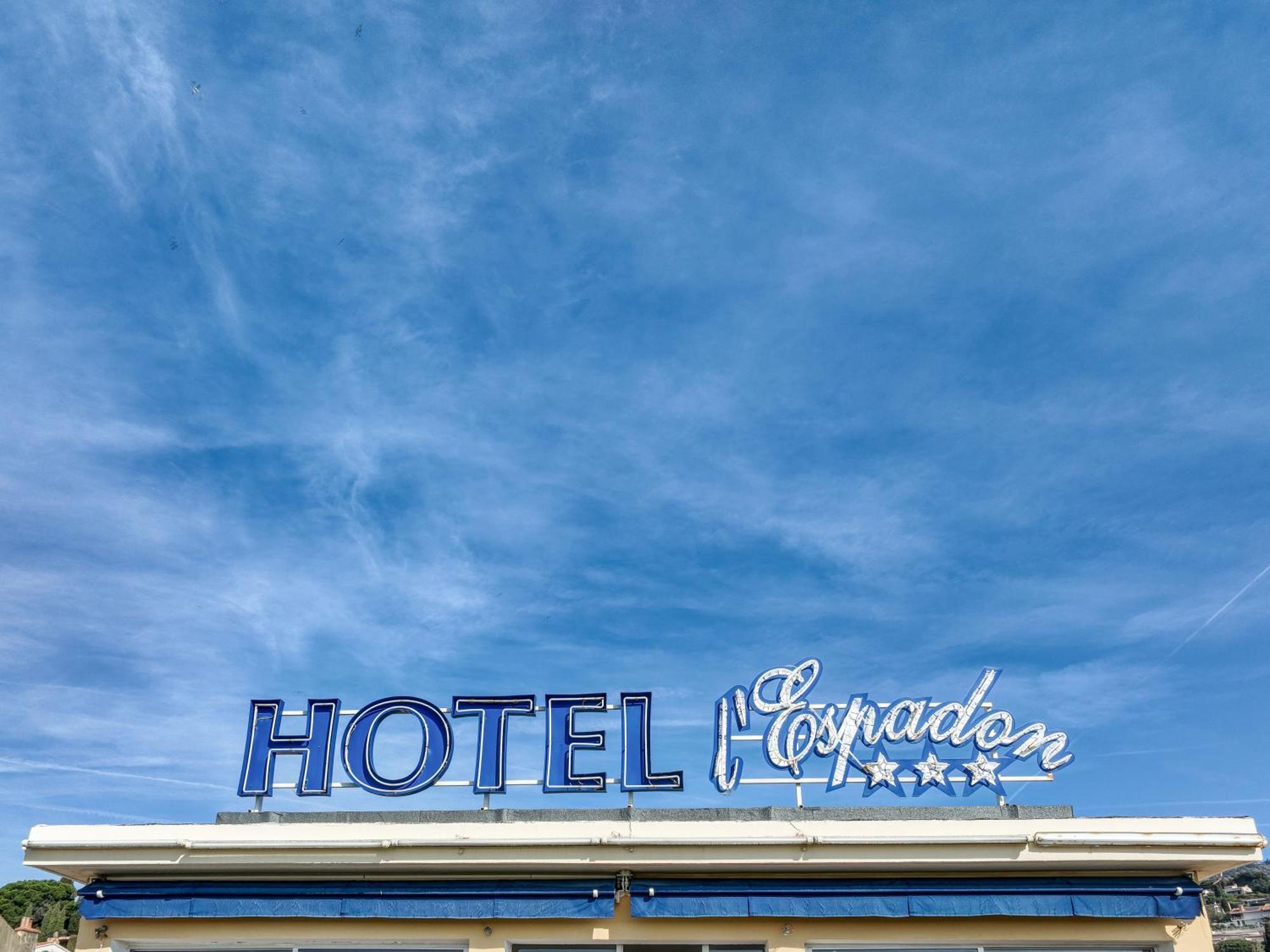 Hotel Espadon Bleu لو لا فاندو المظهر الخارجي الصورة